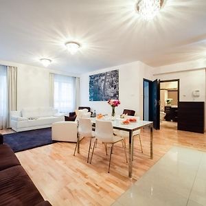 Platinum Towers Central Apartments